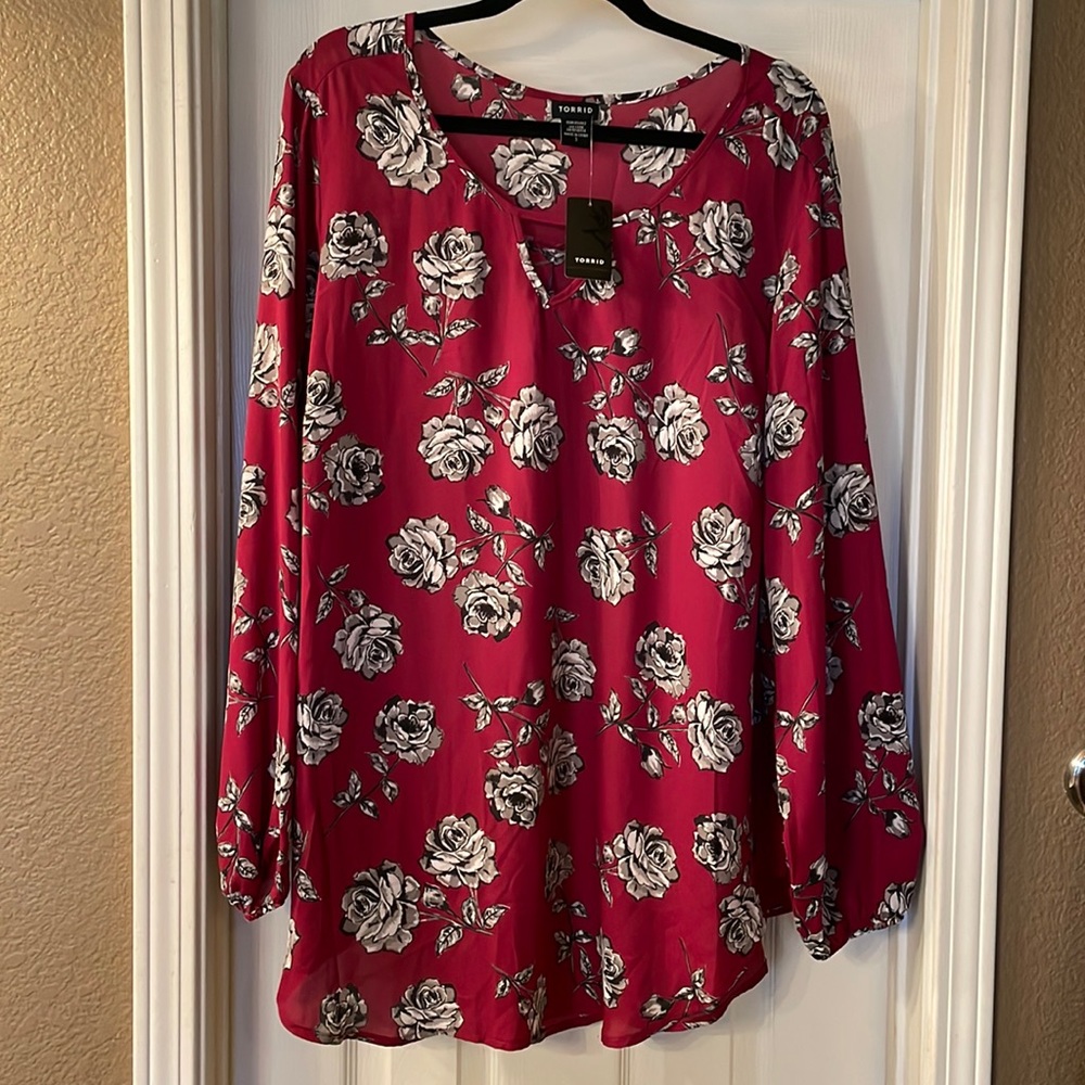 NWT Torrid Top 3